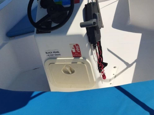 Charter a Poseidon 510 in Keri on Samboat