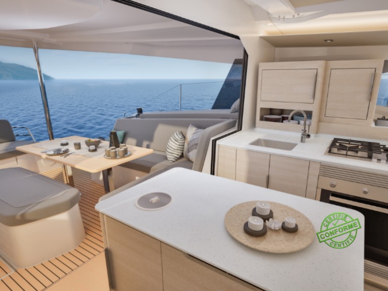 Catamaran hire in Le Marin - Fountaine Pajot New 44