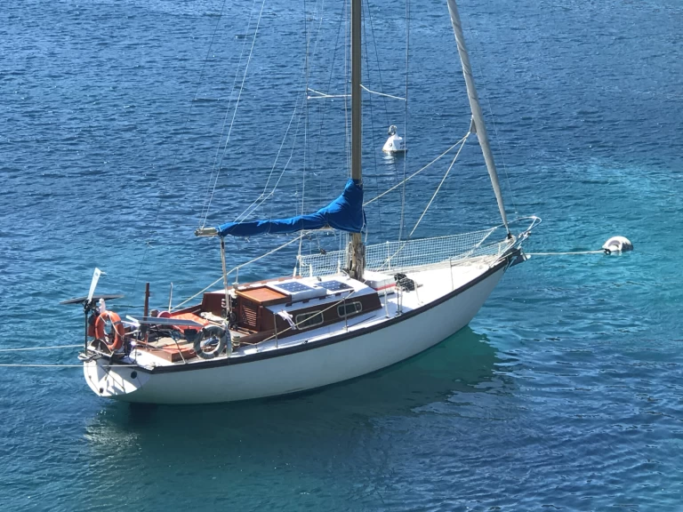 Sailboat to hire Brest at the best price