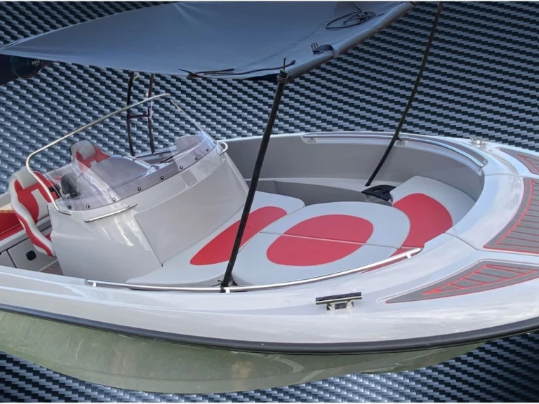 Motorboat to hire Port de Pollença at the best price