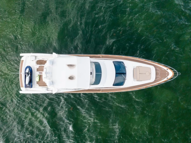Yacht charter Miami - Azimut Azimut 90 on SamBoat