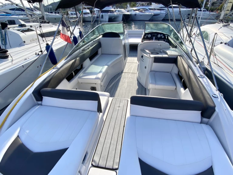 Four Winns Horizon 310 charter bareboat or skippered in  Golfe-Juan