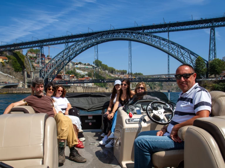 Charter a Private Boat Tour with Gaya		 4 meters in Porto on Samboat