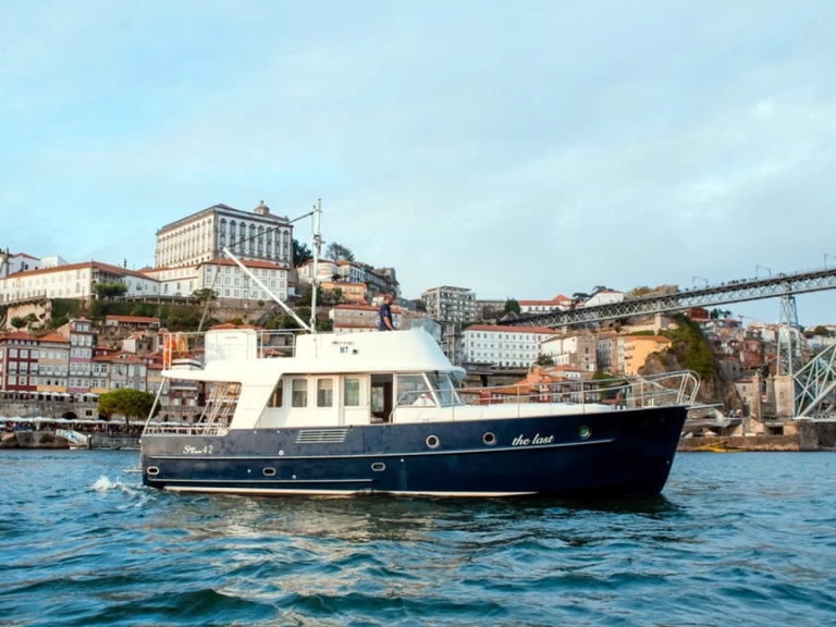 Yacht hire Porto cheap 13,88 meters