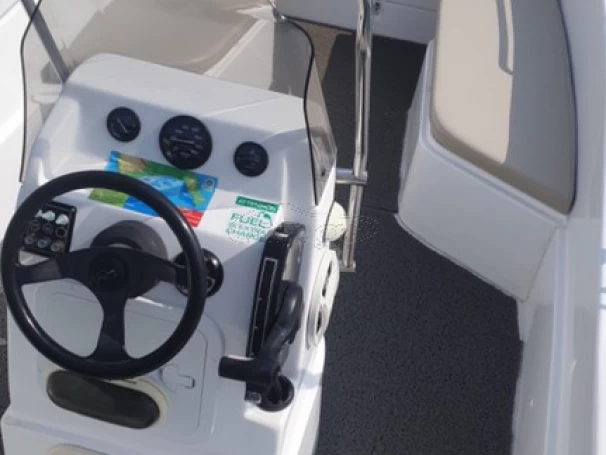 Charter a marinco Sail 5.30 in Zakynthos on Samboat