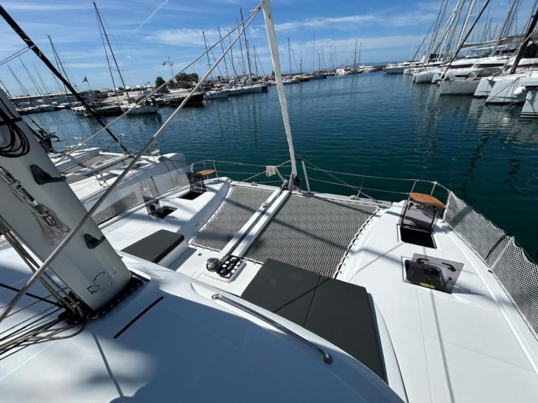 Yacht charter Athens - Lagoon Lagoon 43 on SamBoat