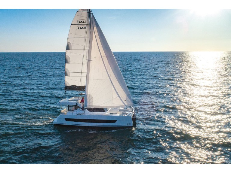 Charter a Bali Bali Catspace 2025 in Capo d'Orlando on Samboat