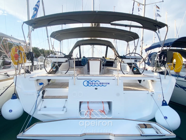 Yacht charter Lefkáda - Dufour Dufour 41 on SamBoat