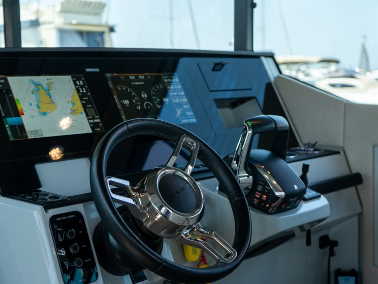 Hire Motorboat with or without skipper Saxdor Ellinikó