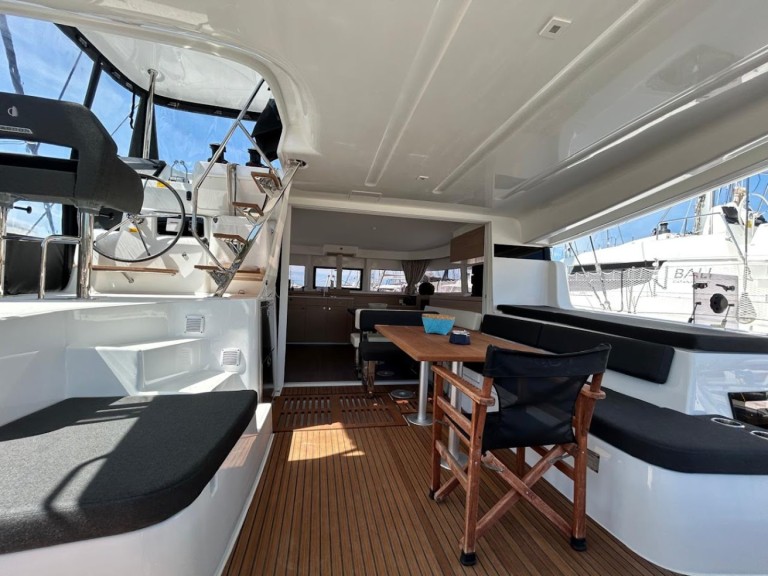 Lagoon Lagoon 43  charter bareboat or skippered in  Alimos