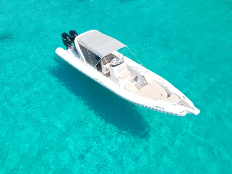 RIB hire in Cala d'Or - Bat  996 Open EFB