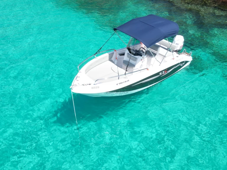 Motorboat to hire Cala d'Or at the best price