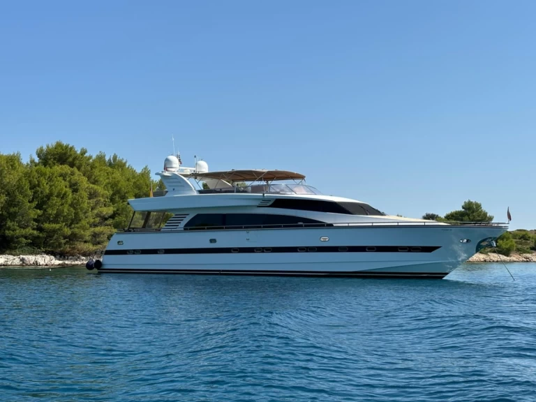 Hire Luxury Yacht with or without skipper Horizon Sveti Filip i Jakov