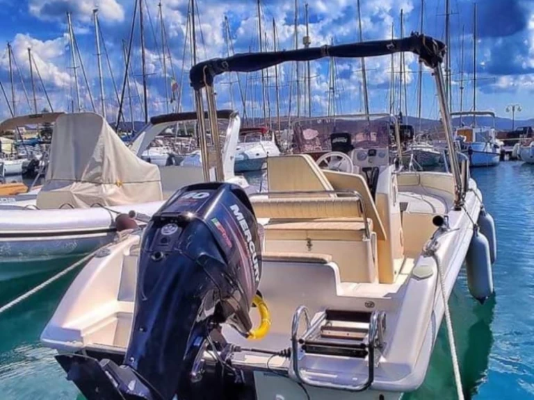 Yacht hire Salerno cheap 21 Freestyle