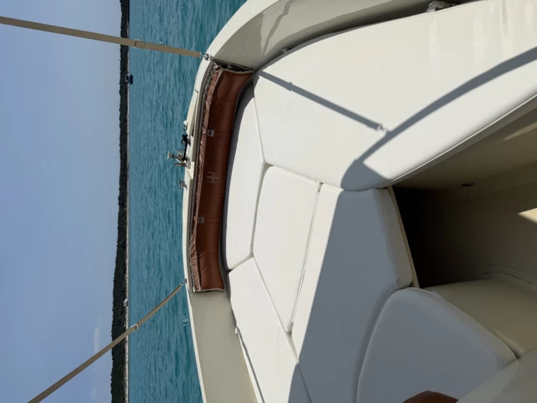 Invictus  Invictus 190 FX charter bareboat or skippered in  s'Estanyol de Migjorn