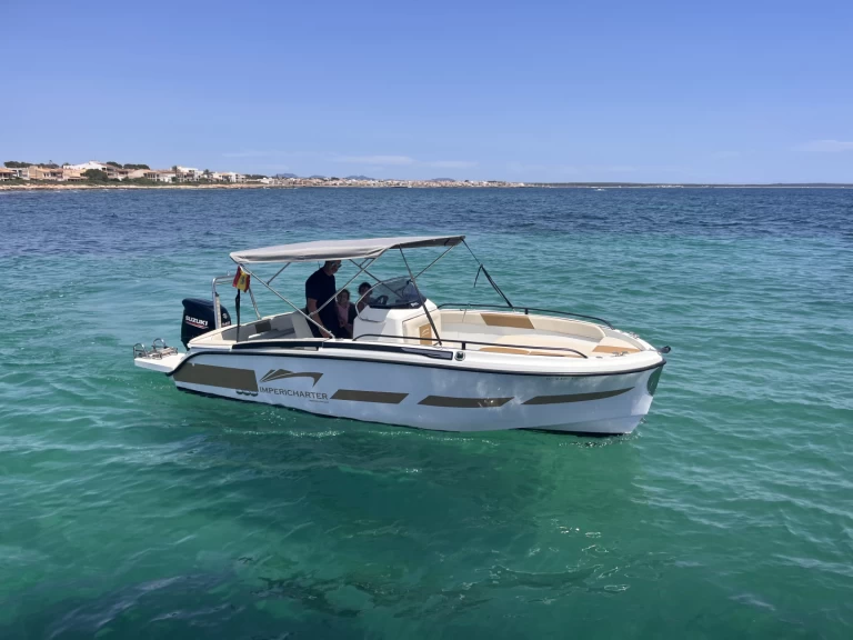 Hire Motorboat with or without skipper BMA Club Nautico S'Estanyol