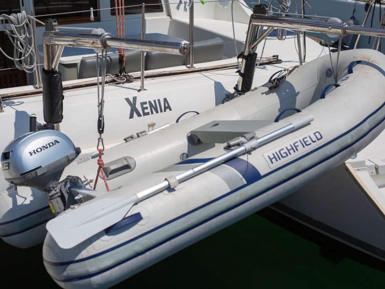 Yacht hire Punat cheap Lagoon 380