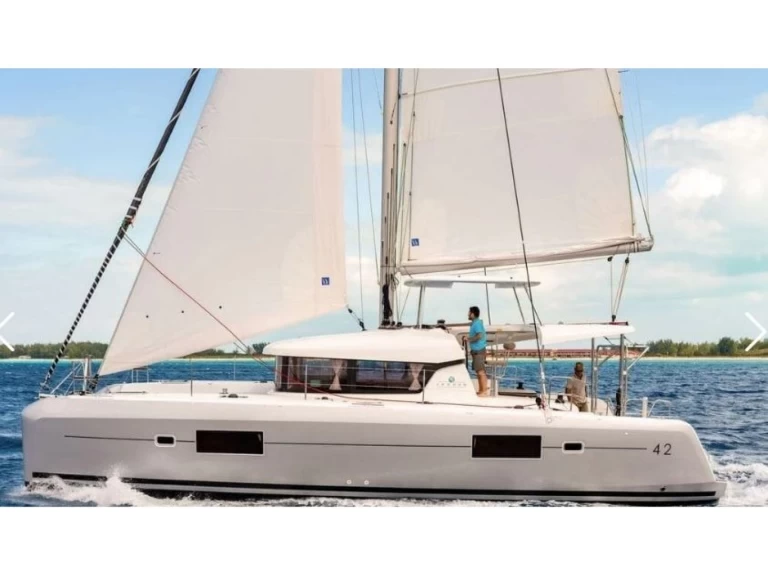 Yacht charter Tourlos - Lagoon Lagoon 42 on SamBoat