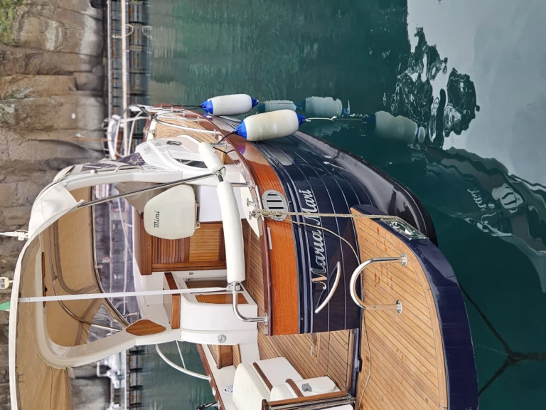 Hire Motorboat with or without skipper Mimi Piano di Sorrento