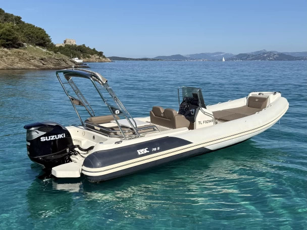 Yacht charter Gapeau - Lomac Lomac 600 IN on SamBoat