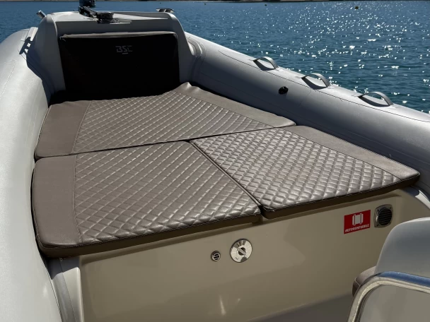 RIB hire in Gapeau - Lomac Lomac 600 IN