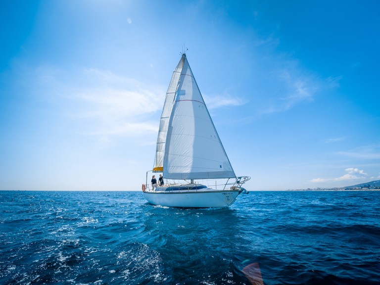 Sailboat hire in Mataró - Dufour 29