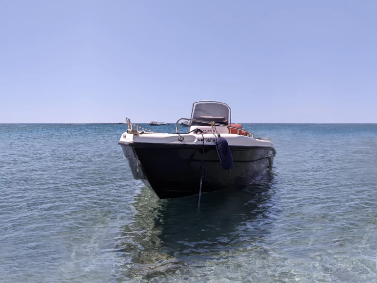 Motorboat hire in Agía Kiriakí - Poseidon BLU WATER 185