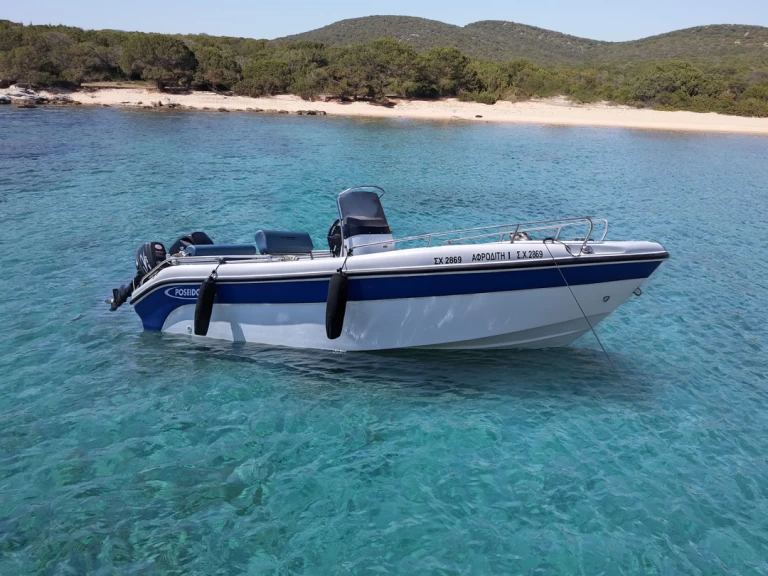 Yacht hire Agía Kiriakí cheap Blu Water 170