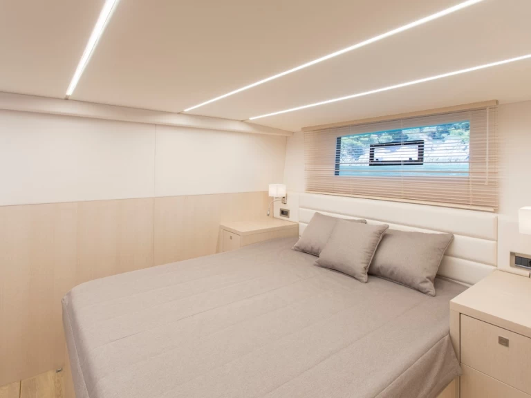 Hire Motorboat with or without skipper MED YACHT  Marine de Sant'Ambrogio