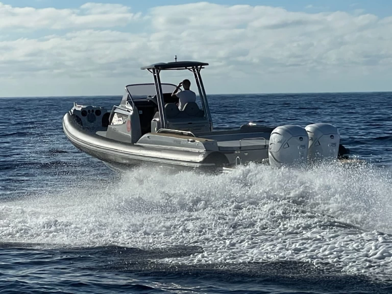 Hire RIB with or without skipper Capelli Marine de Sant'Ambrogio