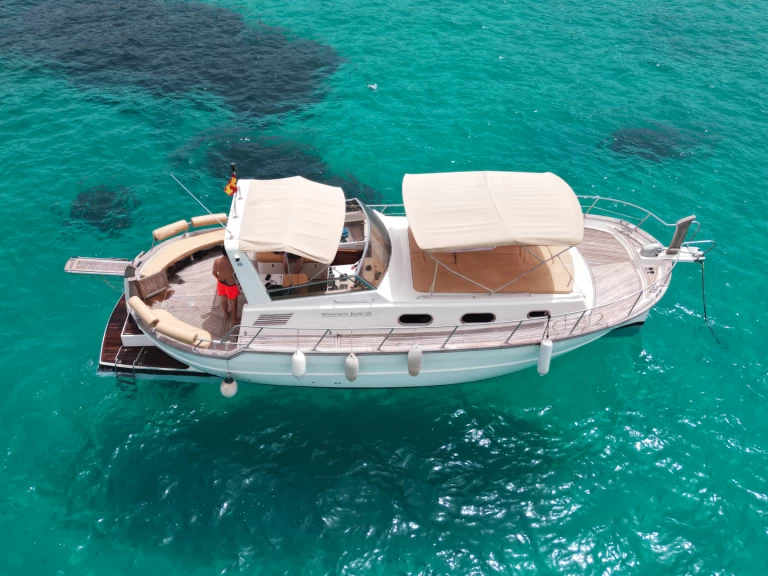 Motorboat to hire Palma de Mallorca at the best price