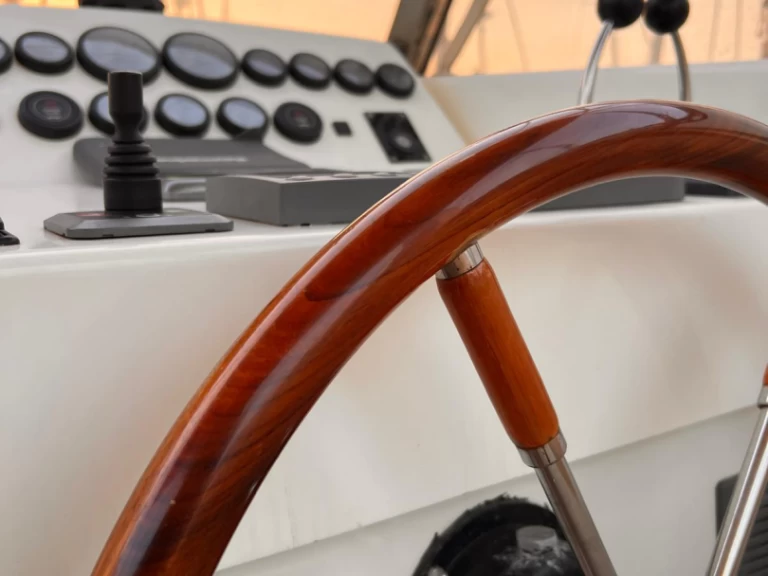 Yacht charter Palma de Mallorca - Menorquin-Yachts Menorquin Yachts 120 on SamBoat