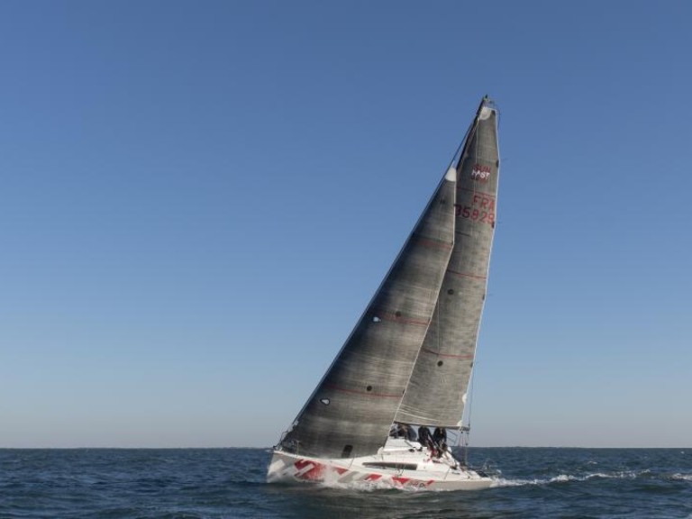 Yacht charter Port-Haliguen - Jeanneau Sun Fast 3200 on SamBoat