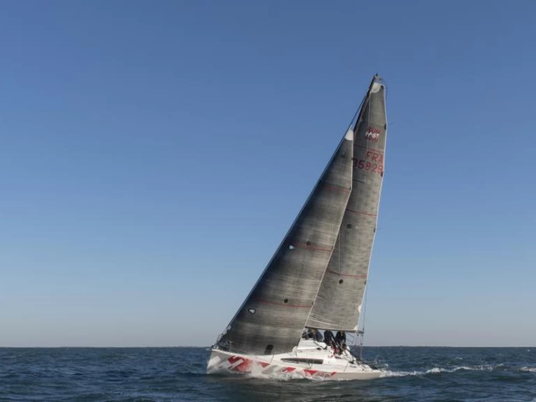 Yacht charter Port-Haliguen - Jeanneau Sun Fast 3200 on SamBoat