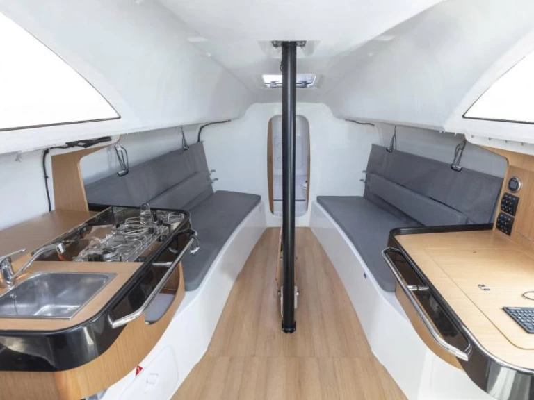 Hire Sailboat with or without skipper Jeanneau La Trinité-sur-Mer