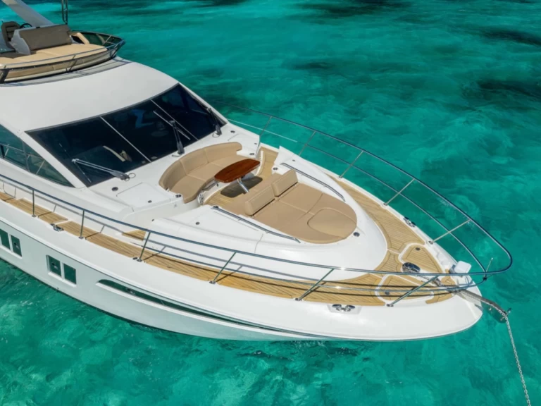Yacht hire Nassau cheap L 650 Fly