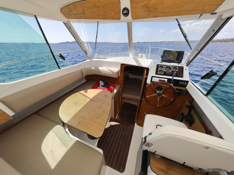 Yacht hire Drage cheap Ocqueteau 715 Timonier