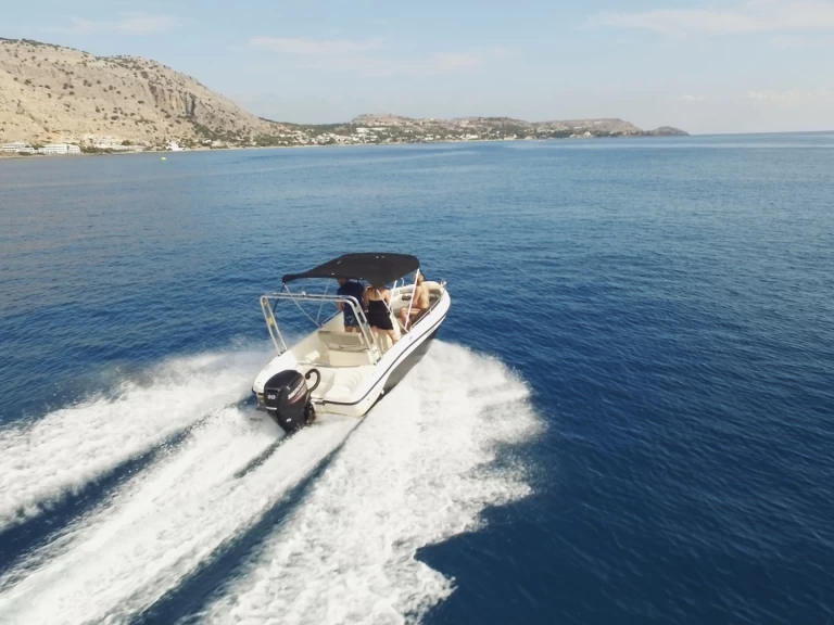 Motorboat hire in Lárdos - Poseidon Soverato 