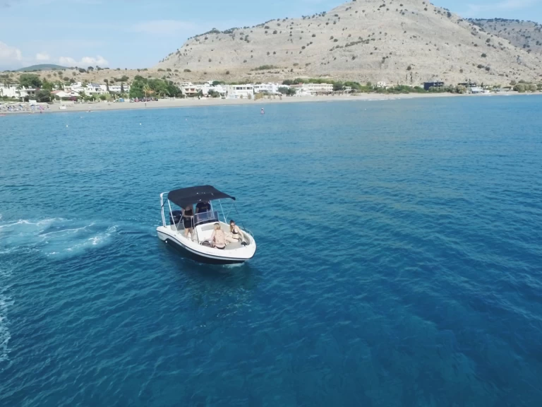 Charter a Poseidon Soverato  in Lárdos on Samboat