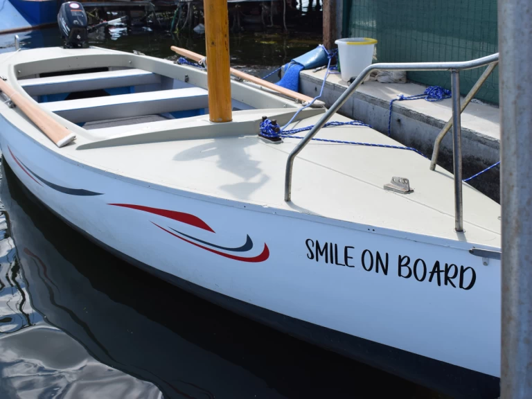 Yacht hire Varna cheap 21