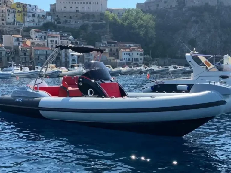 Prua al vento THOR 8.0 charter bareboat or skippered in  Argelès-sur-Mer