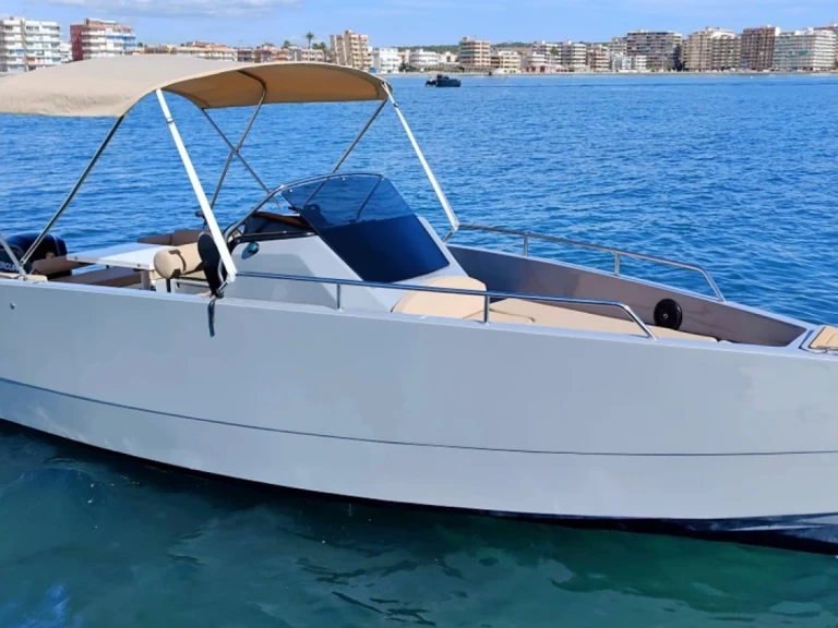 Nuva Nuva M6 Open charter bareboat or skippered in  Argelès-sur-Mer