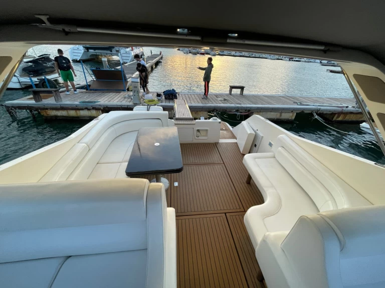 Hire Motorboat Cranchi with a boat licence