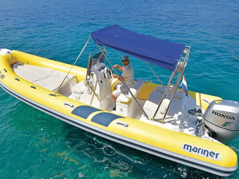 Hire RIB with or without skipper Mariner Hvar
