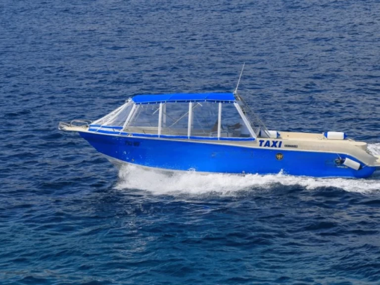 Yacht hire Hvar cheap Enzo