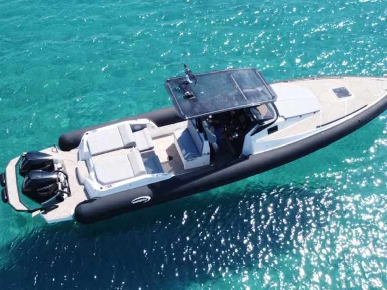 RIB hire in Lávrio - Seafighter One cabin 36