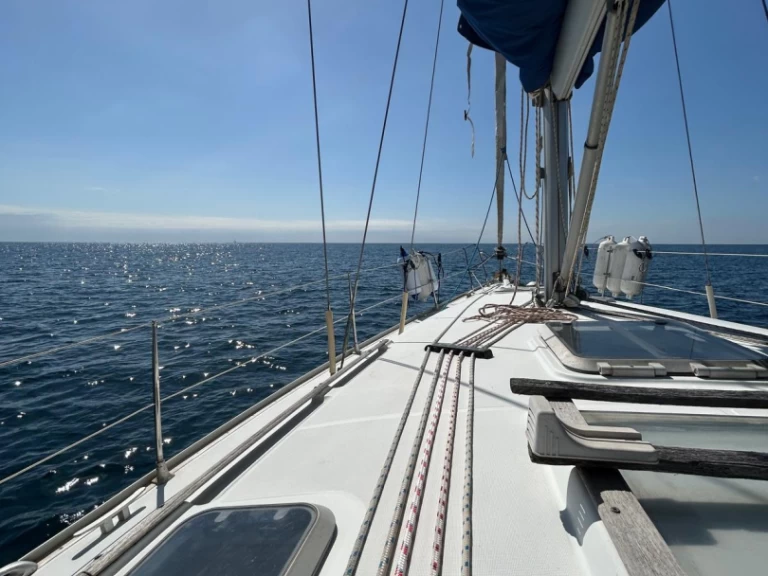 Hire a Jeanneau Sun Odyssey 40 Santa Ponsa