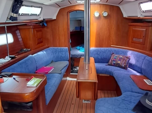 Yacht hire Póros (City) cheap Oceanis 361