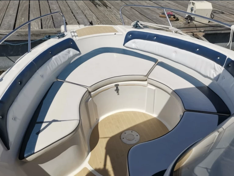 Quicksilver Quicksilver 600 Commander charter bareboat or skippered in  Águilas