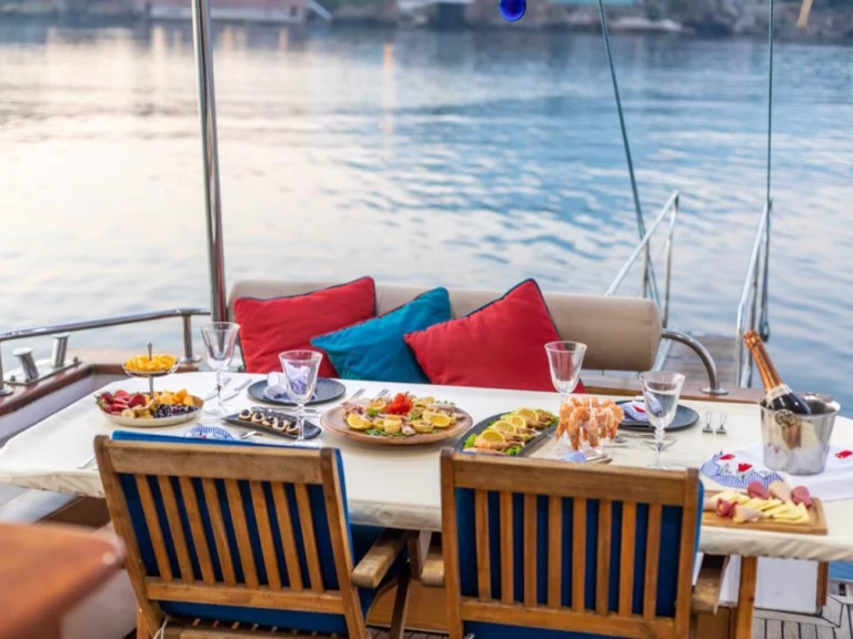 Hire a costom made  costom made Fethiye